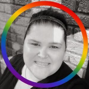 Meet your Posher, Adrienne